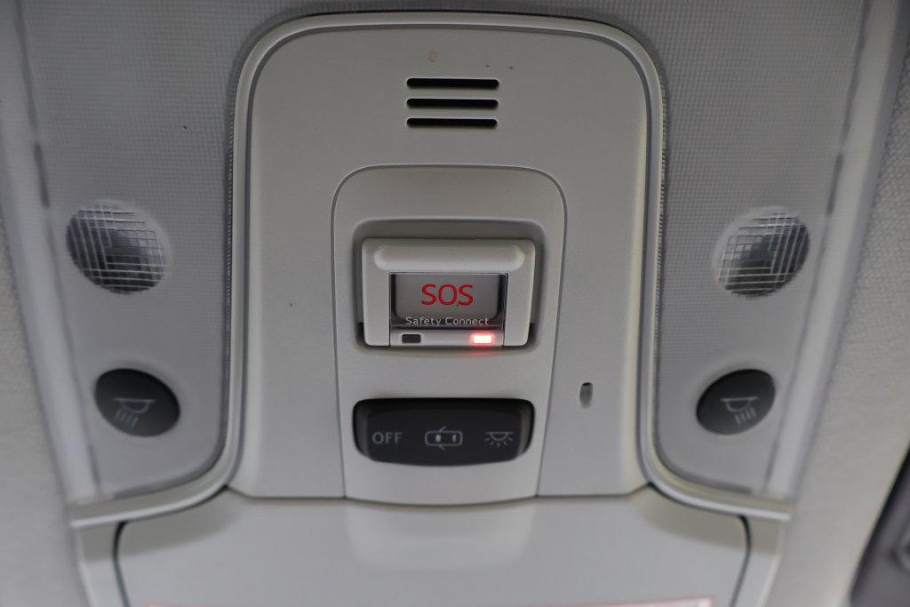Certified 2020 Toyota Prius LE AWD/4WD image 31