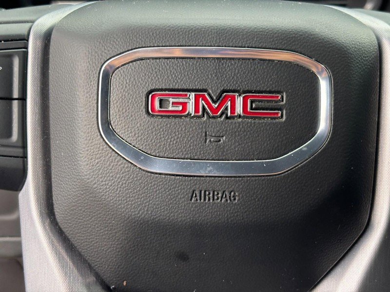 Used 2023 GMC Yukon SLT image 20