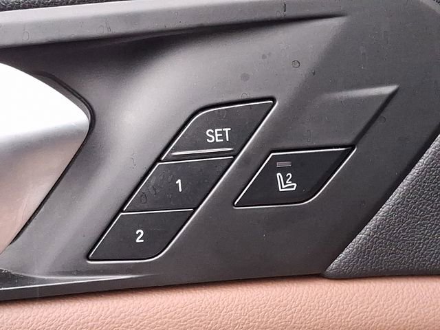 Used 2019 BMW X5 xDrive50i w/ M Sport Package image 10