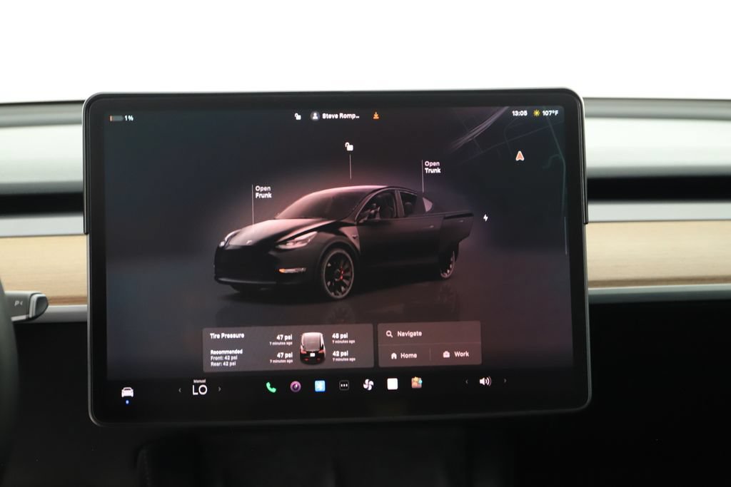 Used 2023 Tesla Model Y Performance AWD/4WD image 19