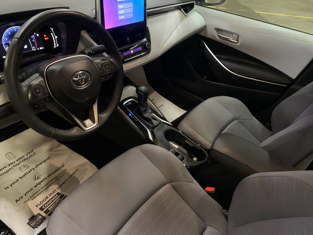 Used 2025 Toyota Corolla FX w/ Convenience Package FWD image 11