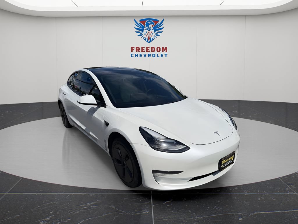 Used 2022 Tesla Model 3 Long Range AWD/4WD image 7