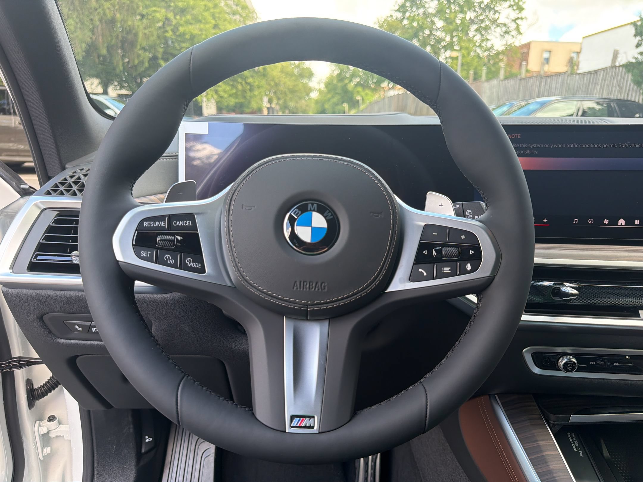 New 2026 BMW X5 xDrive40i w/ M Sport Package AWD/4WD image 11