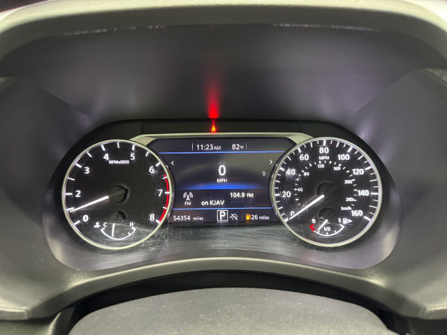 Used 2024 Nissan Sentra SR w/ SR Premium Package FWD image 2