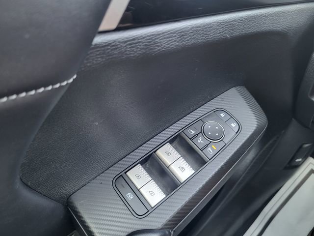 Used 2024 Mitsubishi Outlander SE image 23