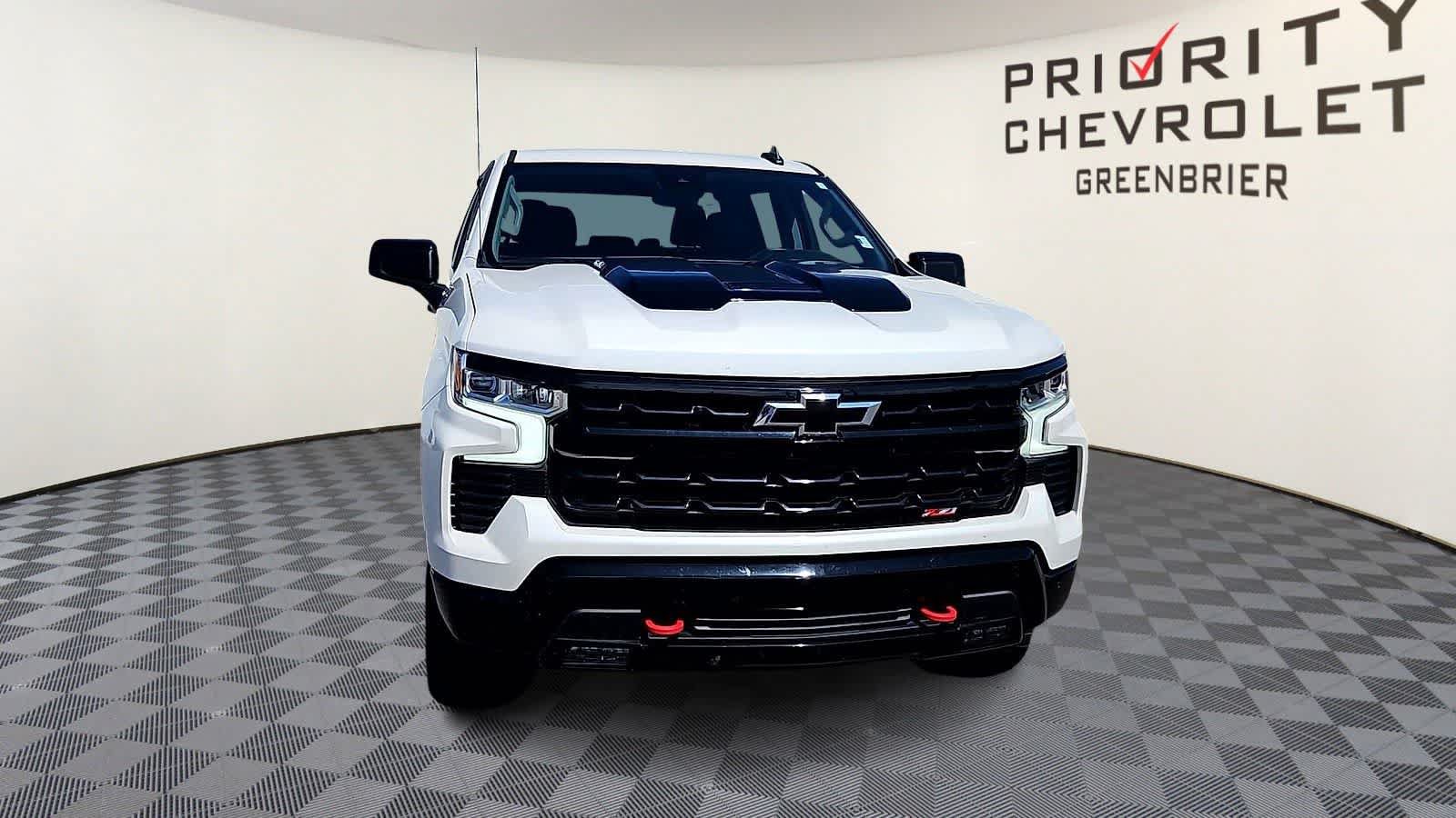 Certified 2022 Chevrolet Silverado 1500 LT Trail Boss AWD/4WD image 3