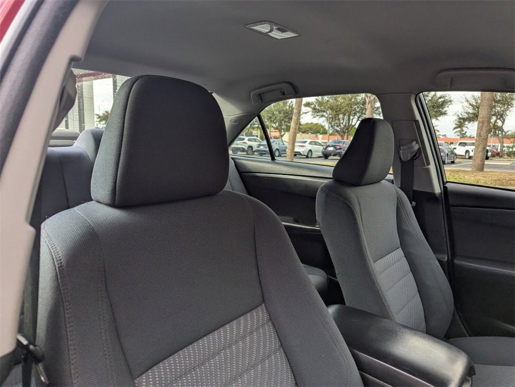 Certified 2017 Toyota Camry LE image 15