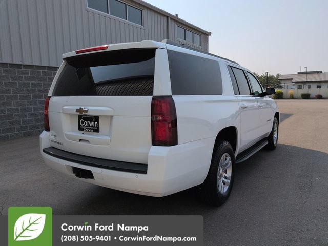 Used 2017 Chevrolet Suburban LS RWD image 3