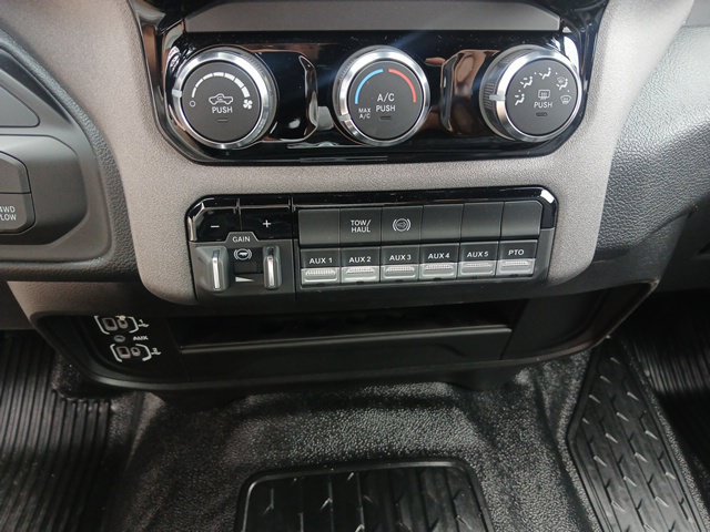 New 2027 RAM 4500 Tradesman w/ Chrome Appearance Group AWD/4WD image 38