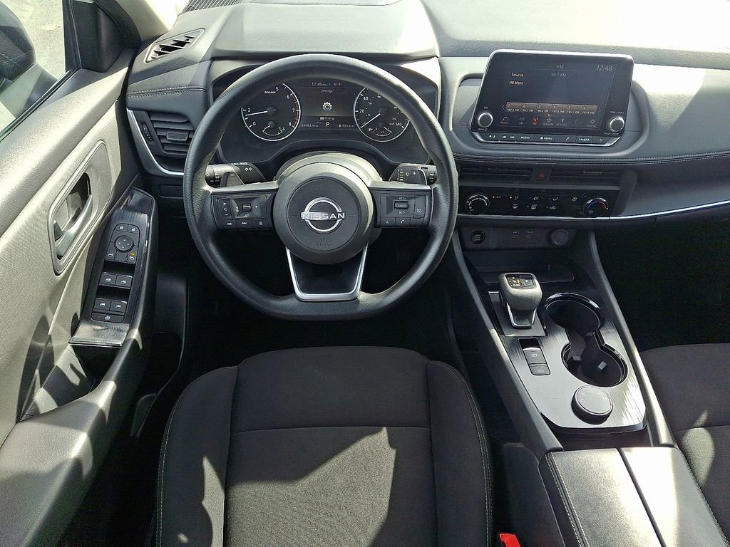 Used 2024 Nissan Rogue S image 11