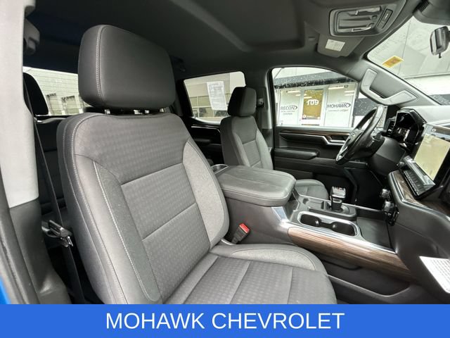 Used 2023 Chevrolet Silverado 1500 LT AWD/4WD image 28