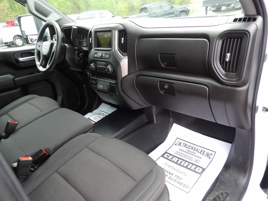 Used 2026 Chevrolet Silverado 3500 W/T AWD/4WD image 40