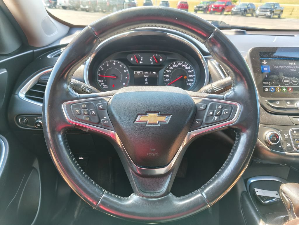 Used 2021 Chevrolet Malibu LT w/ LT Plus Package FWD image 8