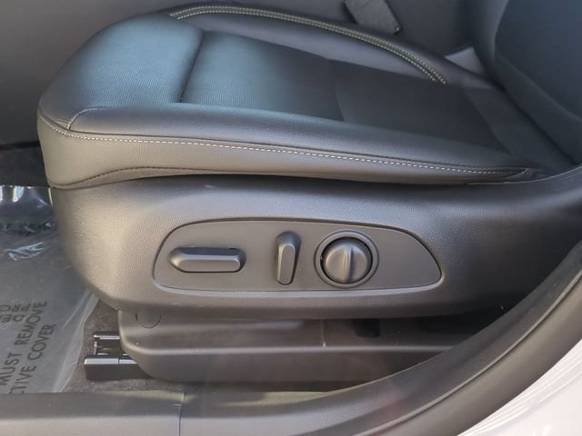 Used 2025 Chevrolet Trax ACTIV w/ Driver Confidence Package FWD image 22