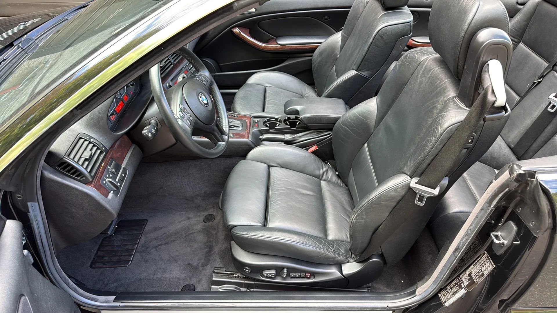 Used 2003 BMW 330Ci Convertible image 16