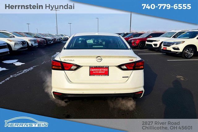 Used 2023 Nissan Altima 2.0 SR image 31