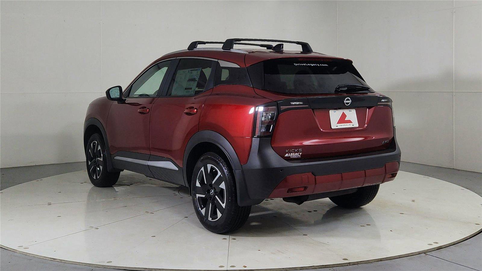 New 2026 Nissan Kicks SV w/ Charging Package image 5