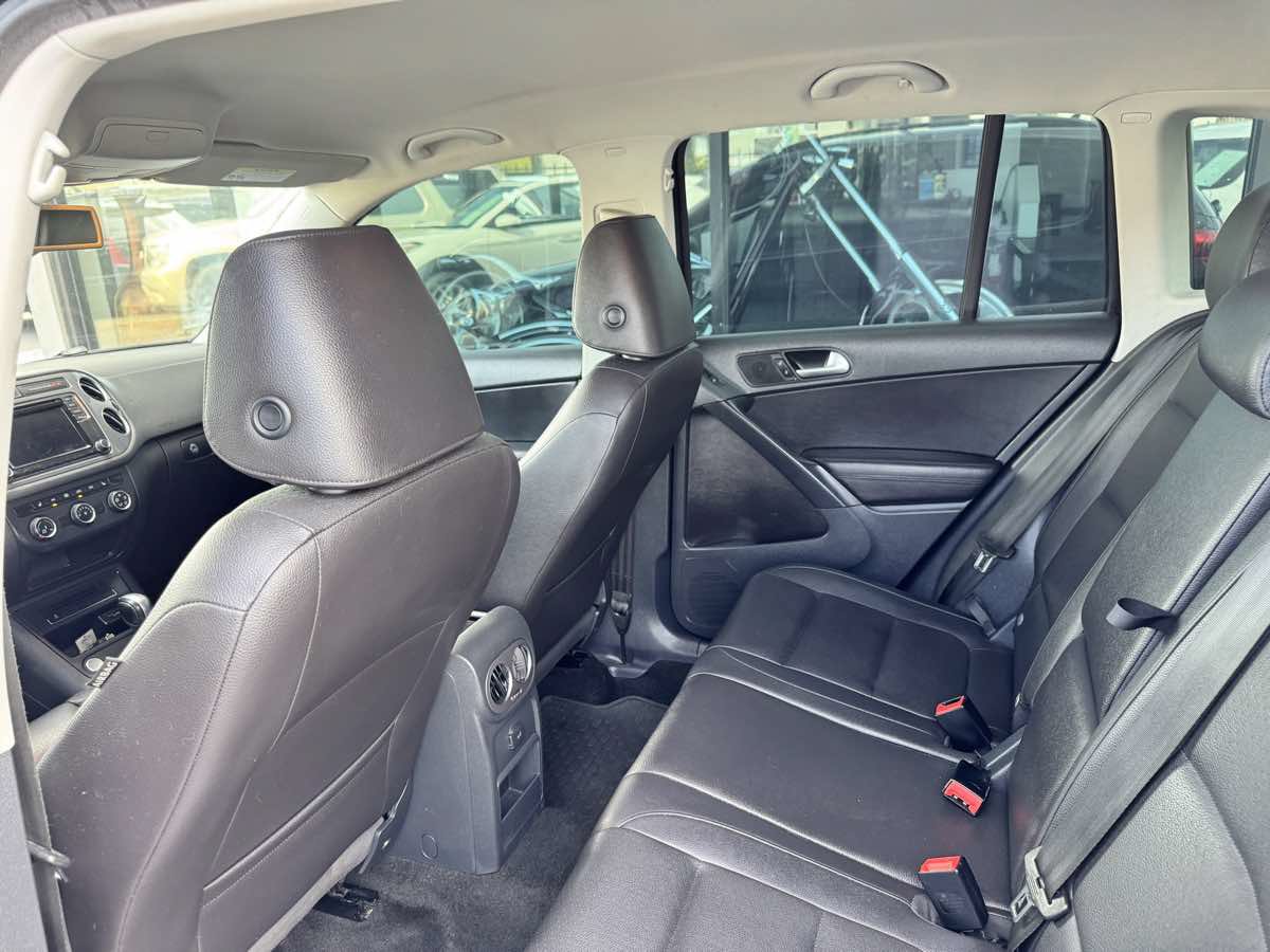 Used 2017 Volkswagen Tiguan S AWD/4WD image 27
