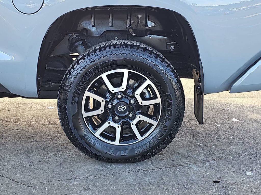 Used 2020 Toyota Tundra Limited image 37