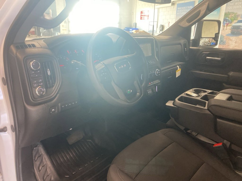 New 2025 GMC Sierra 3500 Pro image 13