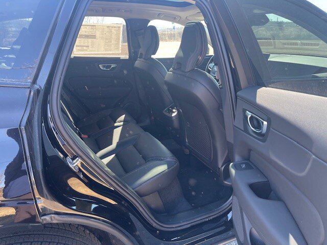 New 2026 Volvo XC60 B5 Ultra w/ Protection Package Premier AWD/4WD image 8