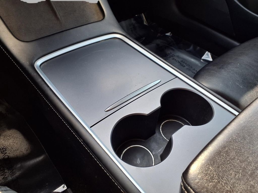 Used 2022 Tesla Model 3 Long Range image 9