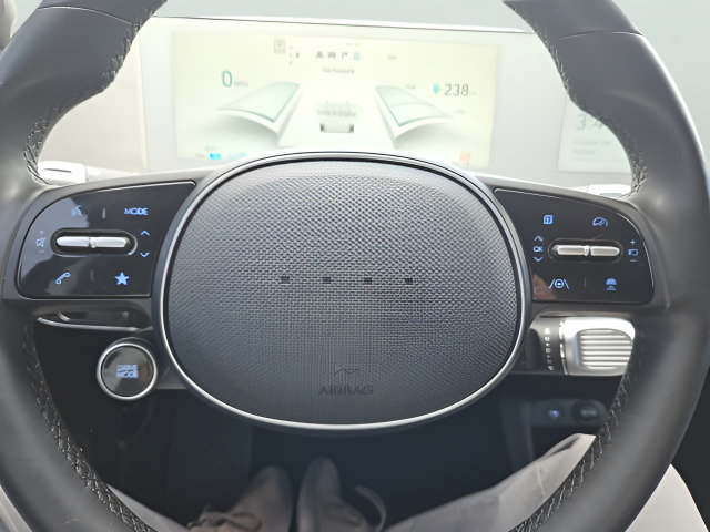 Used 2023 Hyundai Ioniq 5 Limited AWD/4WD image 21
