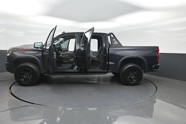 Used 2022 Chevrolet Silverado 1500 ZR2 w/ Technology Package AWD/4WD image 40