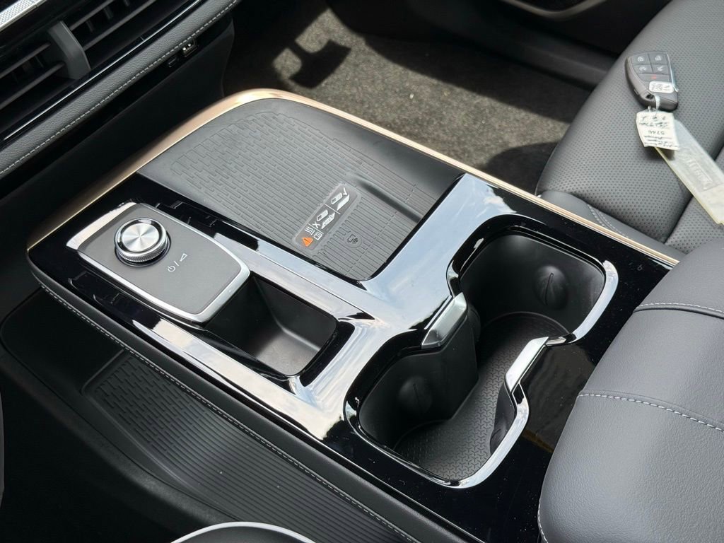 New 2026 Buick Enclave Avenir w/ Super Cruise Package FWD image 29
