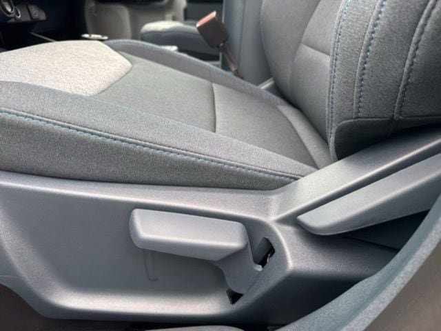 Used 2025 Ford Maverick XLT FWD image 11