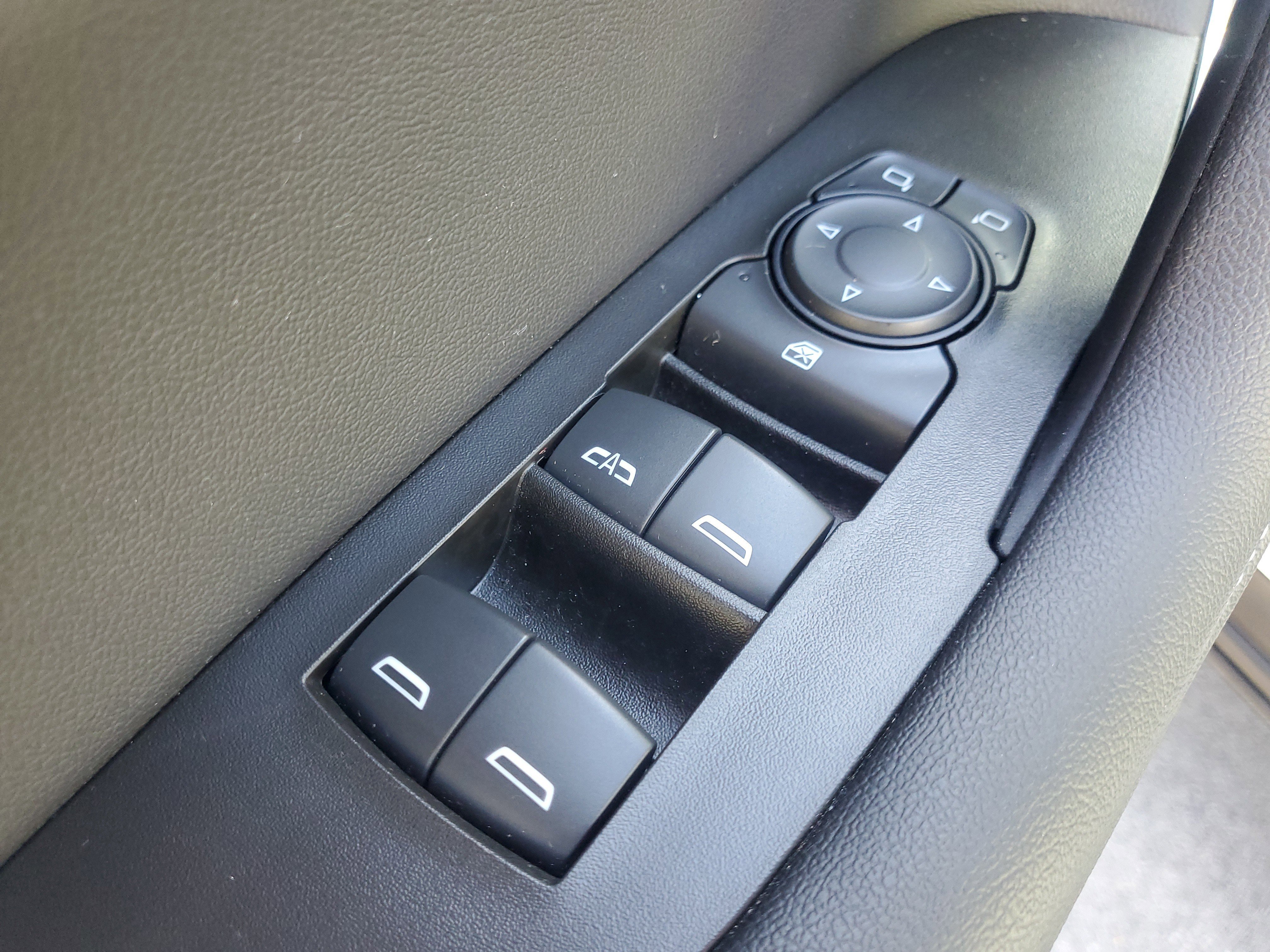 Used 2023 Chevrolet Blazer LT image 19