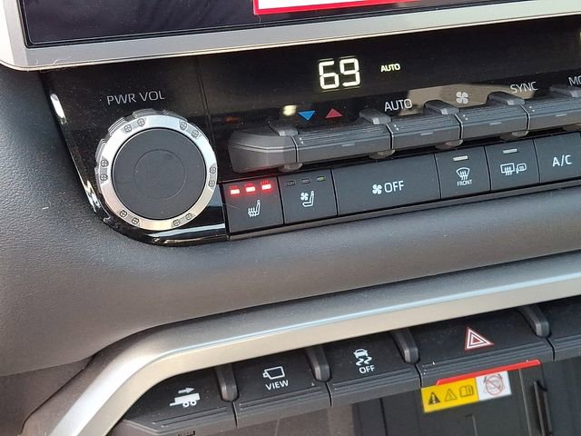 Used 2024 Toyota Tundra Platinum image 22