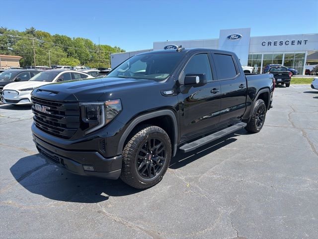 Used 2025 GMC Sierra 1500 Elevation w/ Elevation Premium Package image 3