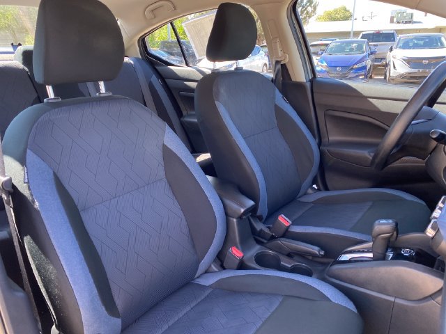 Used 2024 Nissan Versa SV FWD image 9