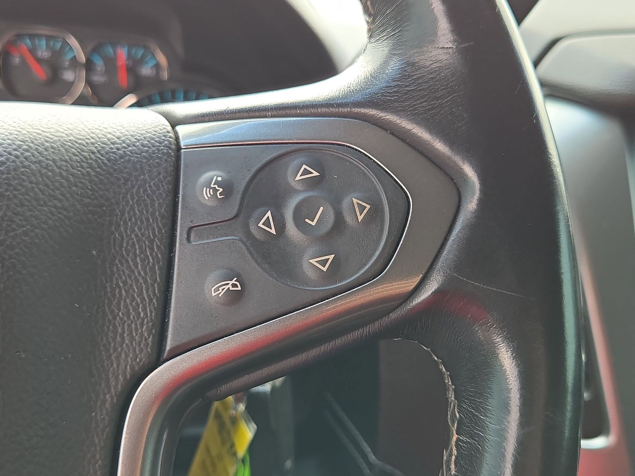 Used 2019 Chevrolet Suburban LT image 22