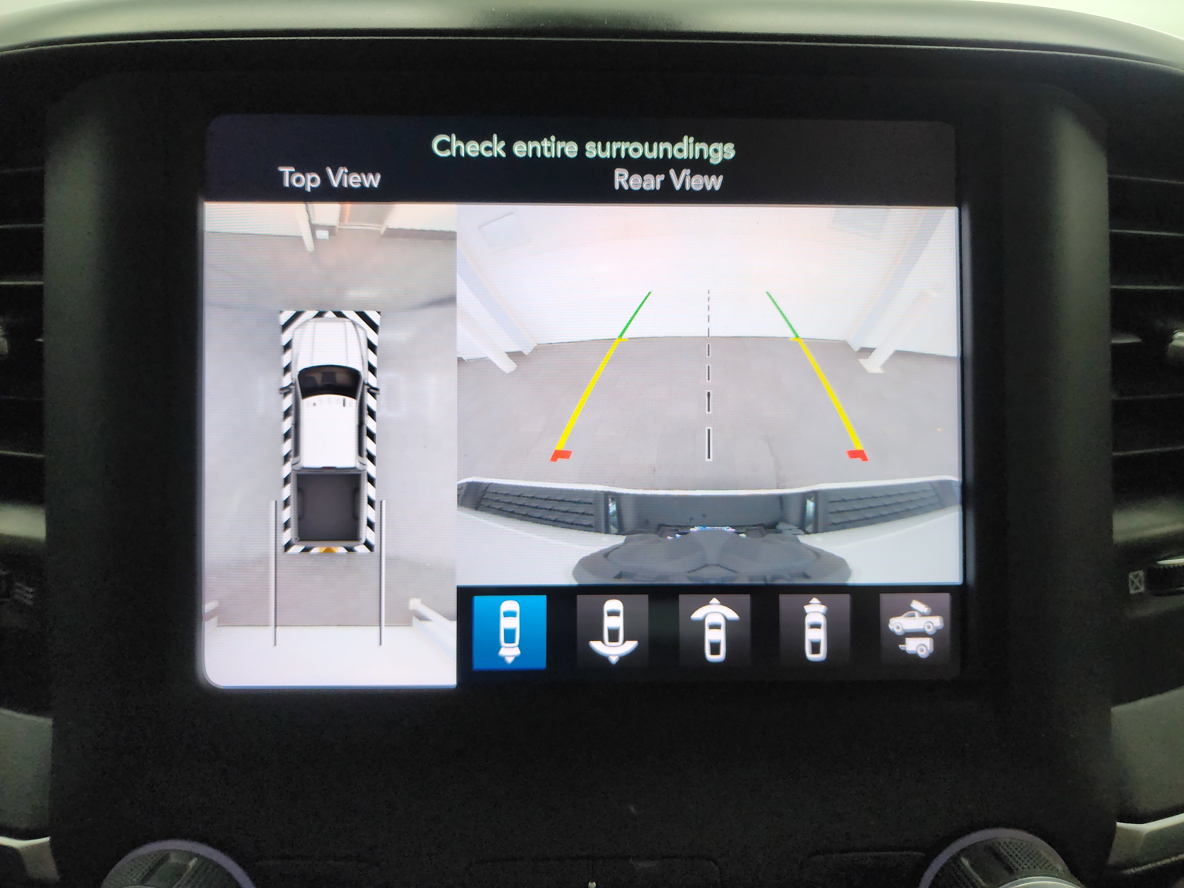 Used 2020 RAM 2500 Big Horn w/ Night Edition image 14