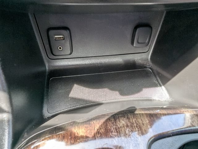 Used 2016 GMC Canyon SLT w/ Driver Alert Package RWD image 26