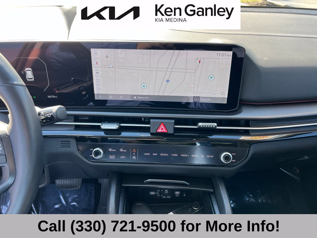 Certified 2026 Kia Sportage SX Prestige AWD/4WD image 34