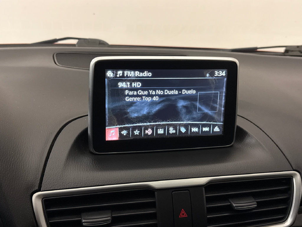 Used 2015 MAZDA MAZDA3 i Grand Touring w/ Appearance Package FWD image 22