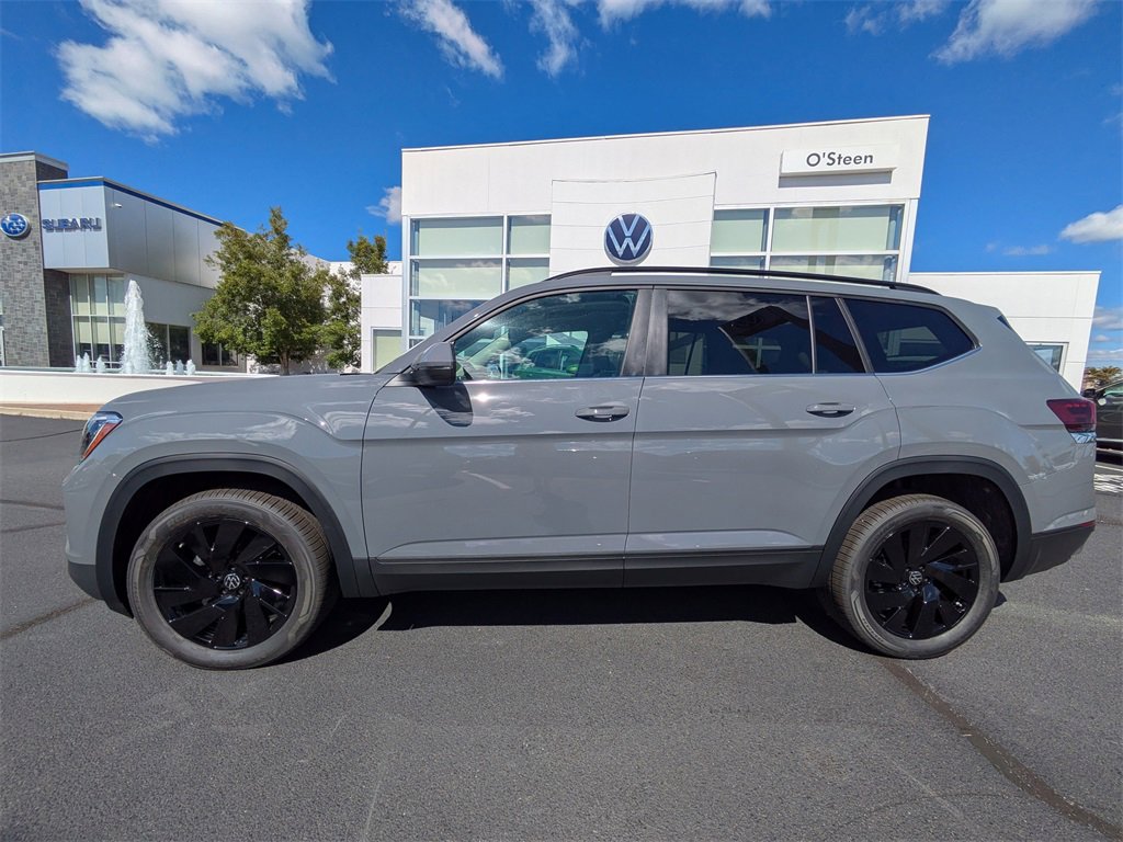 New 2026 Volkswagen Atlas SE image 8