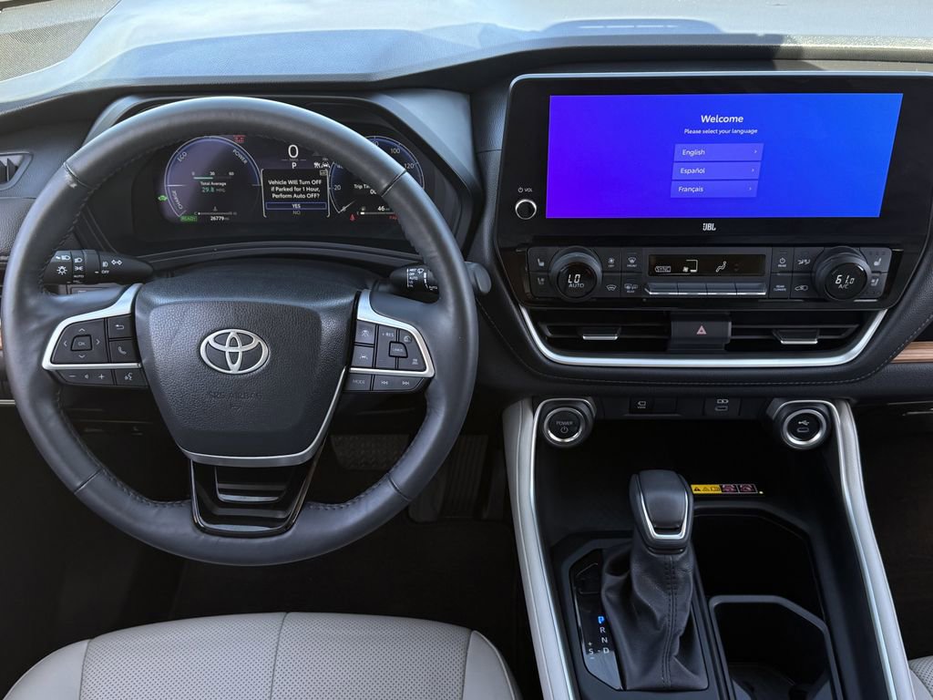 Used 2025 Toyota Grand Highlander Limited image 12