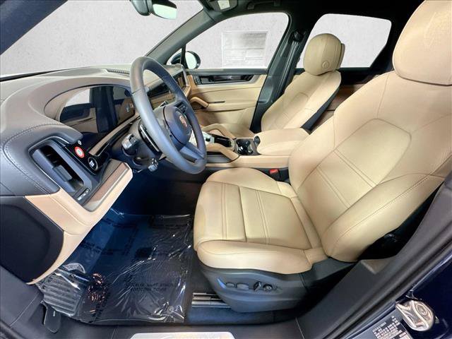 New 2026 Porsche Cayenne AWD/4WD image 5