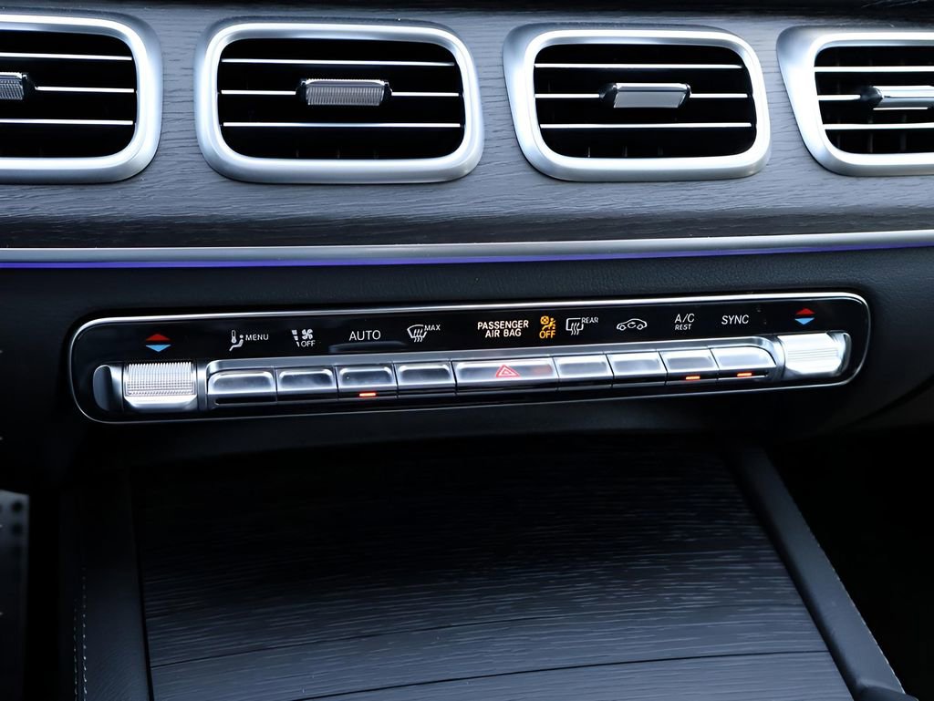 Certified 2025 Mercedes-Benz GLS 450 4MATIC image 29