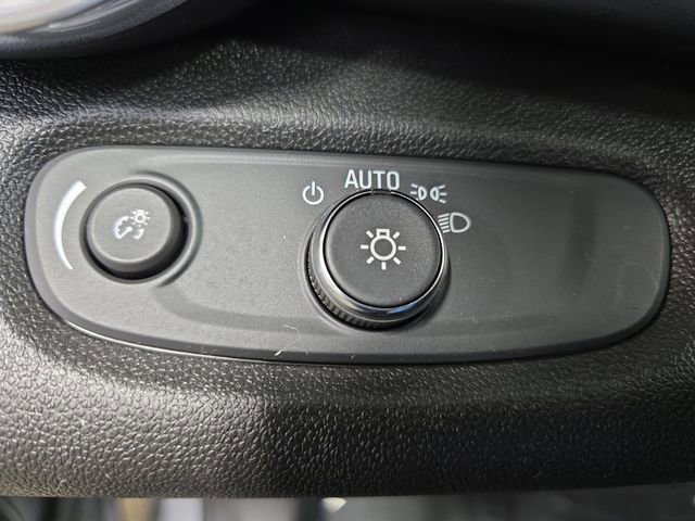 Used 2024 Chevrolet Trax LT image 24