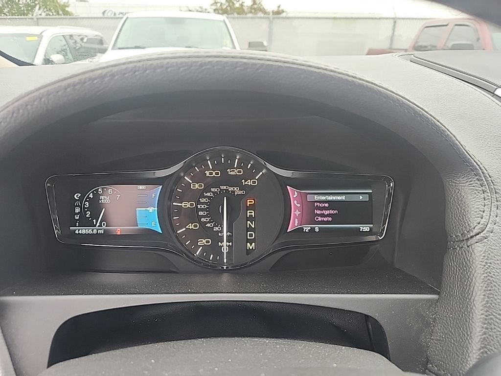 Used 2012 Lincoln MKX AWD image 20