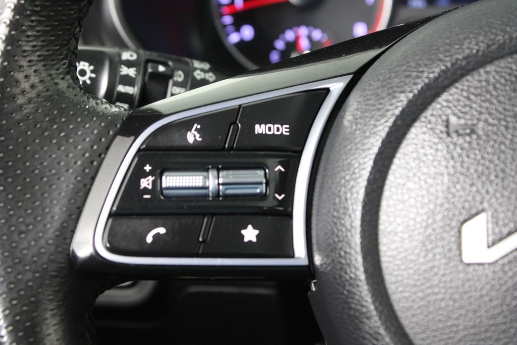 Used 2022 Kia Forte GT-Line w/ GT-Line Premium Package image 24