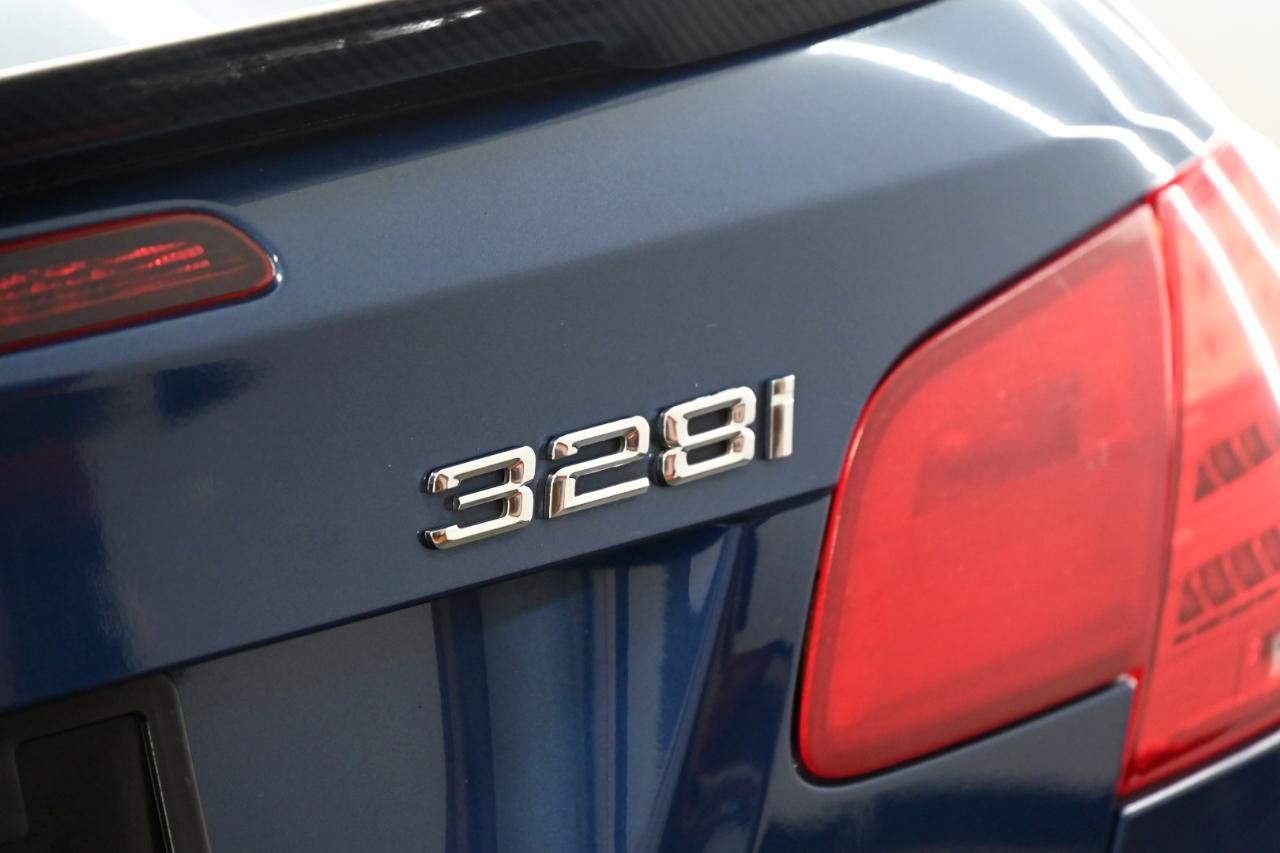Used 2012 BMW 328i Convertible RWD image 15
