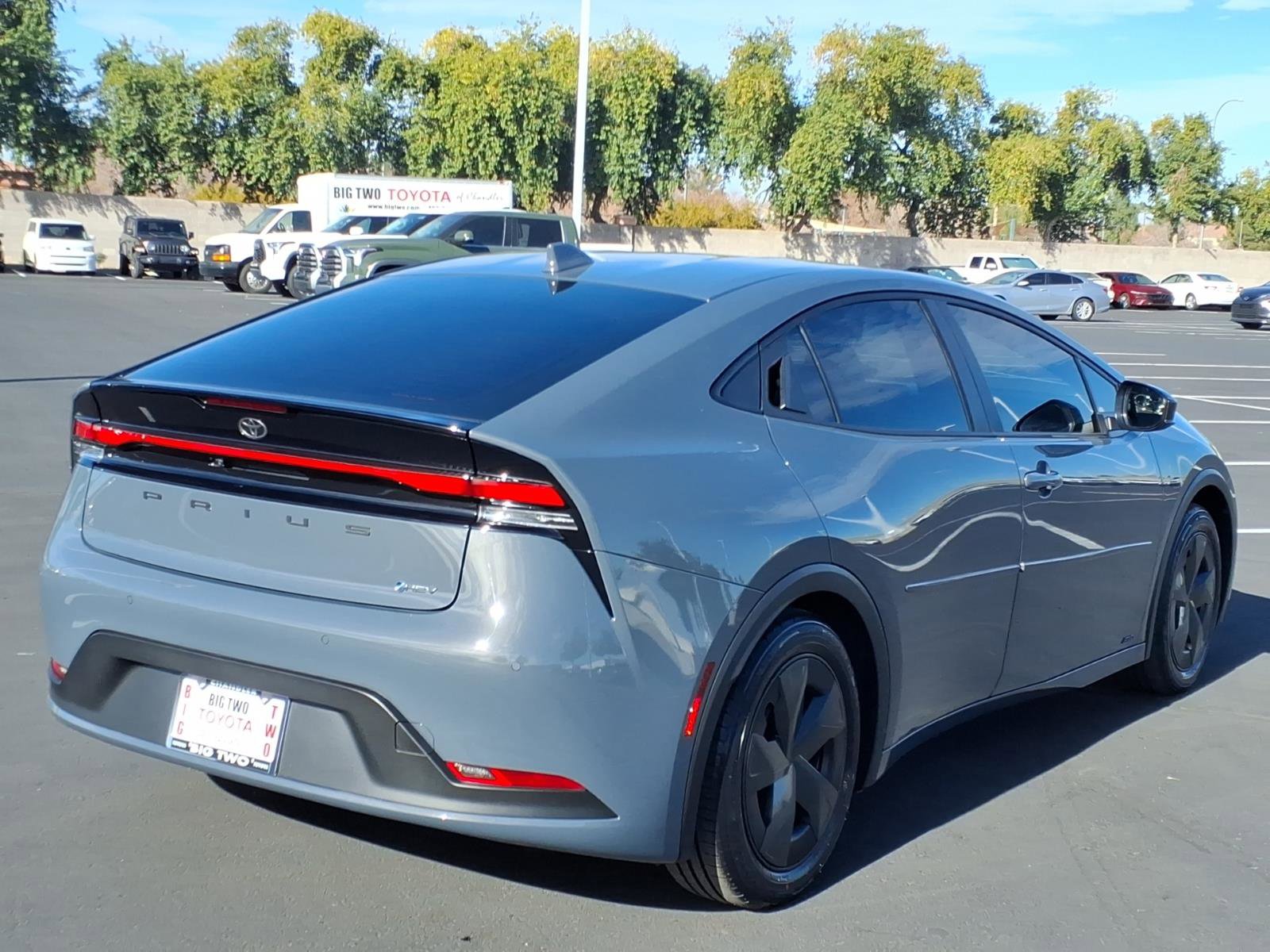 Used 2024 Toyota Prius LE image 4