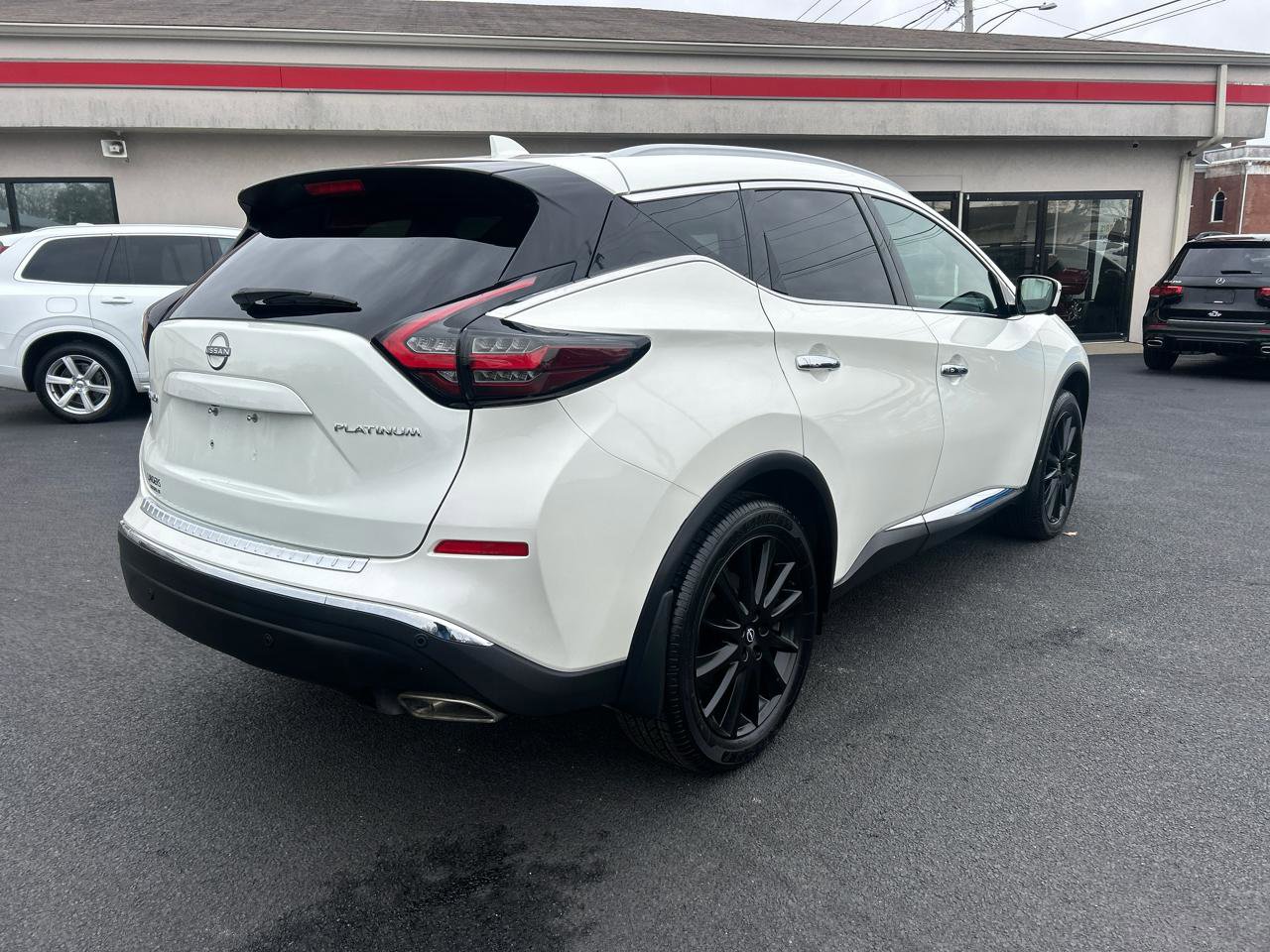 Used 2023 Nissan Murano Platinum w/ Cargo Package image 5