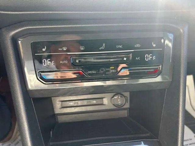 Used 2023 Volkswagen Tiguan SE FWD image 15